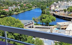 El Balcón de Margy Villa Carlos Paz Centro Galeria Acuario Acogedor monoambiente con vista al rio